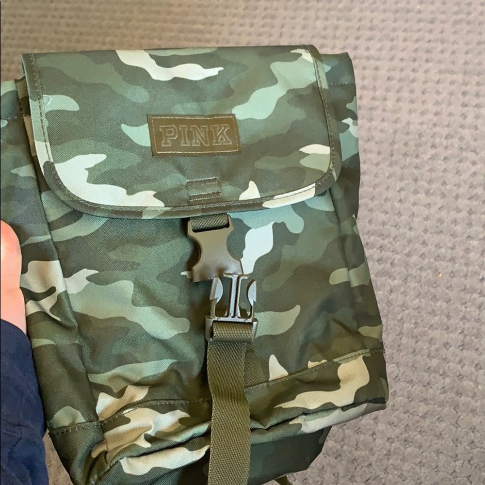 Mini PINK VS camo backpack